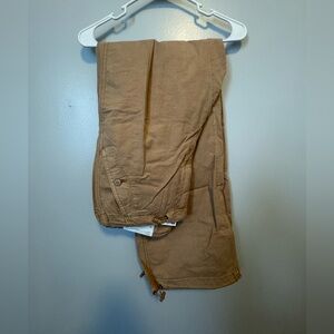 American Eagle - NEW WITH TAGS 
Parachute Pants - Size Medium Long
